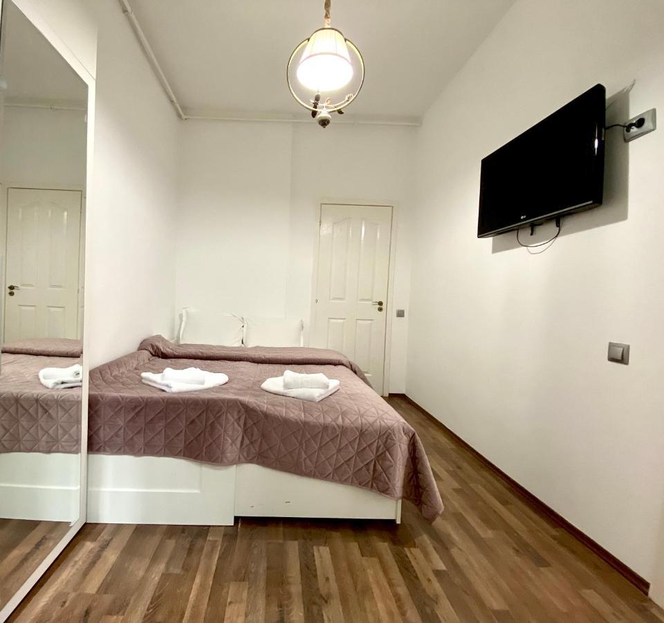 Republique Family Apartment Braşov Dış mekan fotoğraf