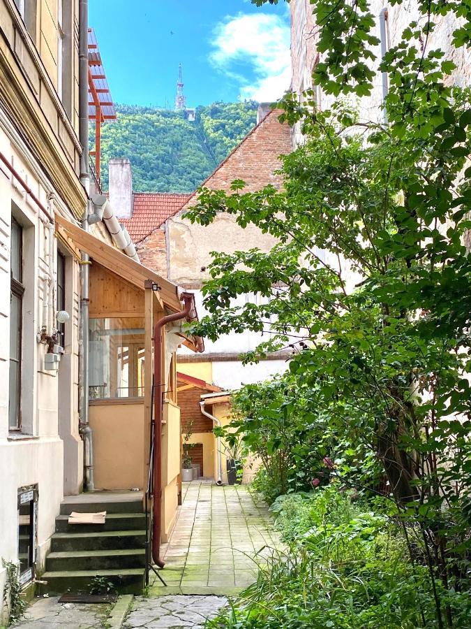 Republique Family Apartment Braşov Dış mekan fotoğraf